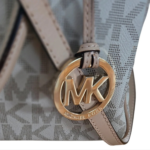 Michael Kors Satchel Handbag Cream Color Crossbody strap included - Picture 9 of 16